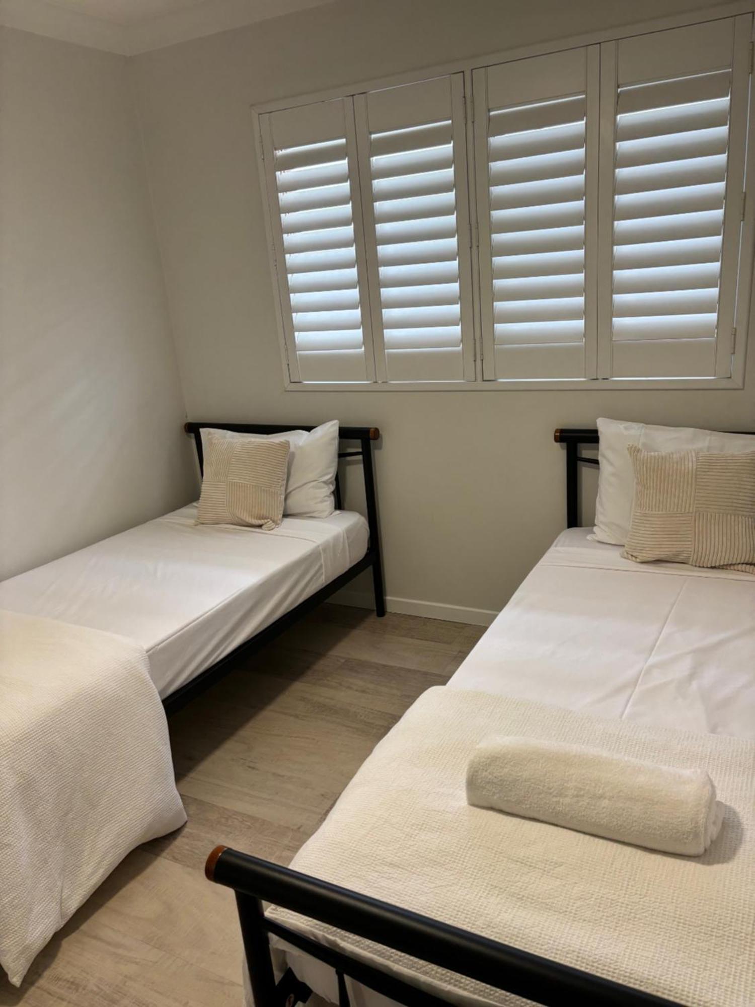 Oceanside Cove Aparthotel Gold Coast Kültér fotó